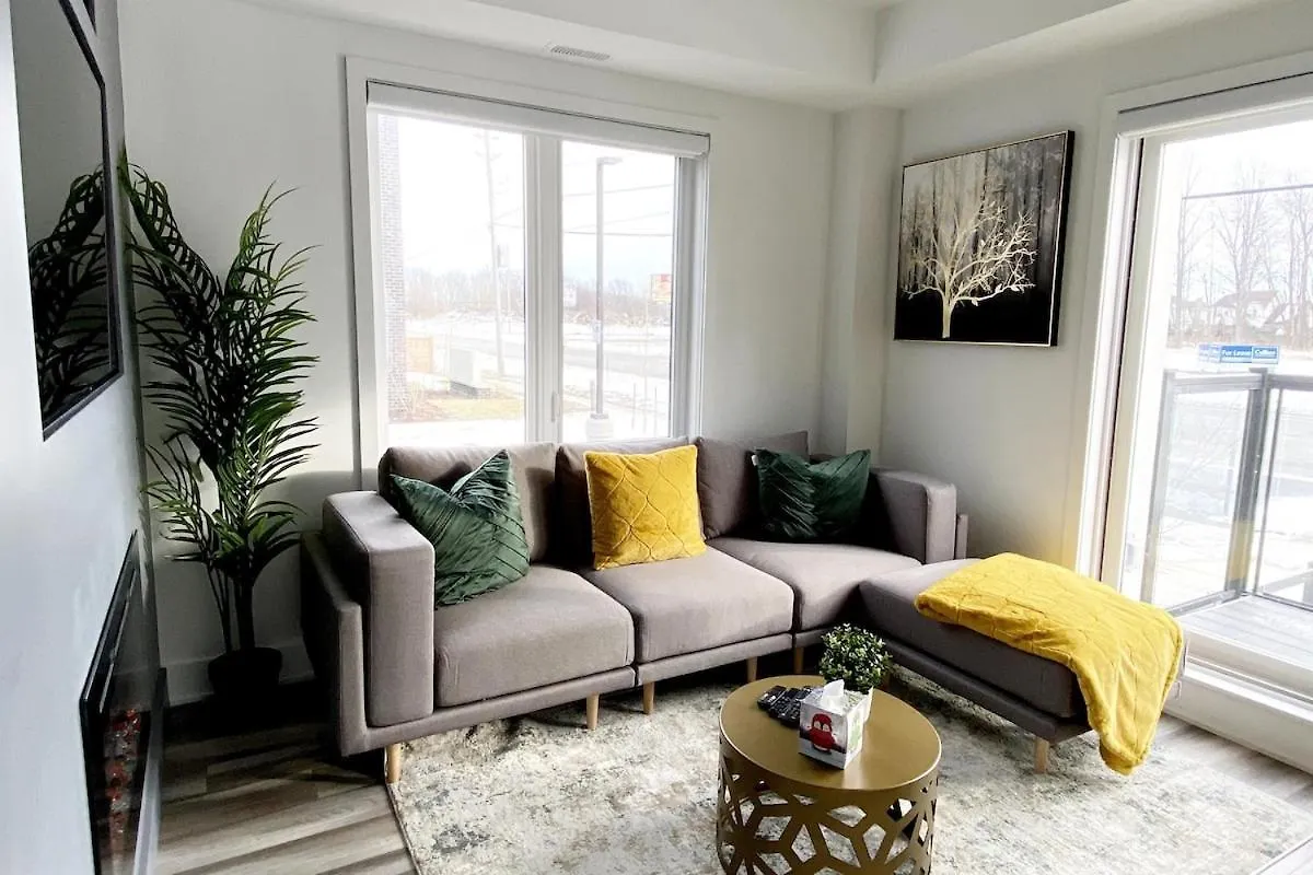 Apartament Chic Contemporary 2 Bedroom Minutes From The Falls Niagara Falls Kanada